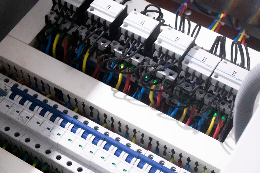 How Commercial Electrical Suppliers Keep Your Projects on Track